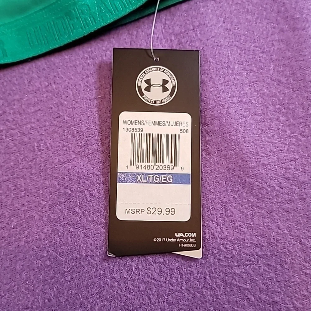 0728. NWTs ~ Under Armour ~ Low Impact ~ Yoga- Pilates-Hiking ~ Removable Pads~ - Picture 7 of 11